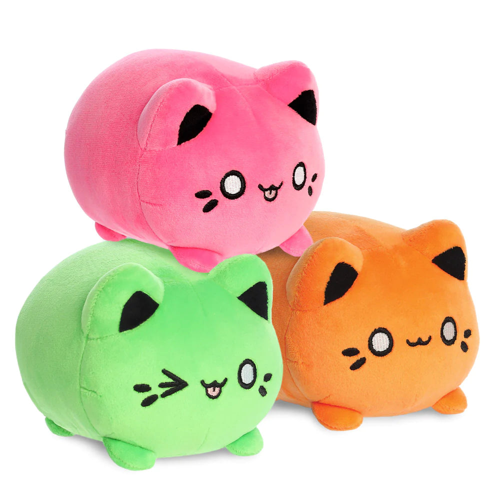 Tasty Peach Toxic Green Mini Kawaii Plush Soft Toy 3.5 Inch (x1 supplied)