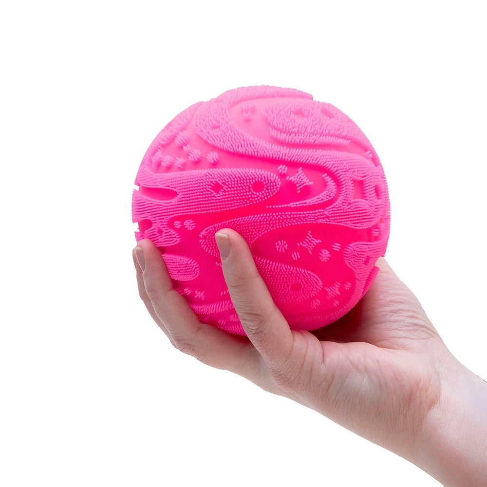 NeeDoh Super NeeDoh Fuzz Ball - Giant Fuzzy Stress Ball (x1 Supplied)