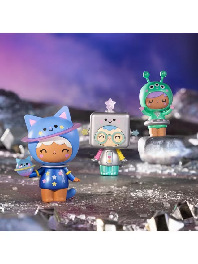 Momiji Vinyl Message Doll Out of This World Blind Box (x1 Supplied) Approx 7cm Tall Age 15+