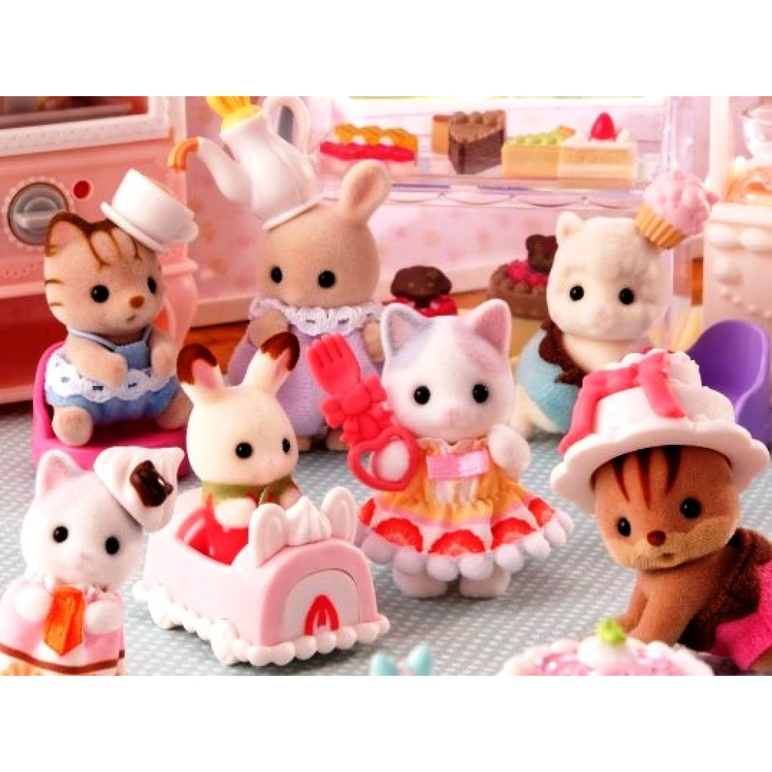 Sylvanian Families Baking Baby Party Series Blind Bag (x1 Supplied)