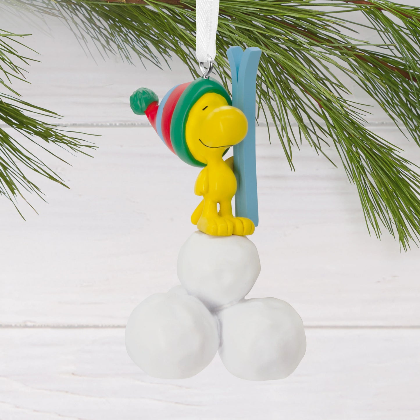 Hallmark Collectable PEANUTS™ Christmas - WOODSTOCK with Snowballs Ornament