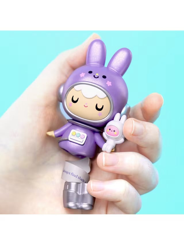 Momiji Vinyl Message Doll Out of This World Blind Box (x1 Supplied) Approx 7cm Tall Age 15+